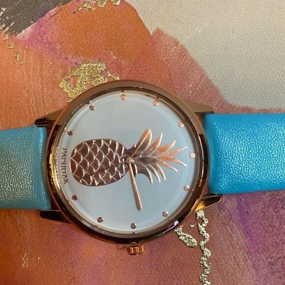 PaphitakâstrapsâQuartz watchâ,âpineappleâpattern - Picture 2 of 9
